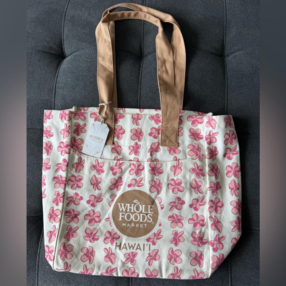 New with tags* Whole Foods [Hawaii Exclusive] Medium Eco Tote Bag-Plumeria